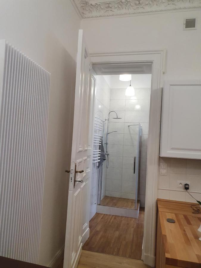 Prestige Aparthotel Piotrkowska 82 - Wyjatkowy Widok Na Deptak Lodz  Ngoại thất bức ảnh